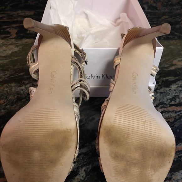 Women's shoes - Picture 3 of 4